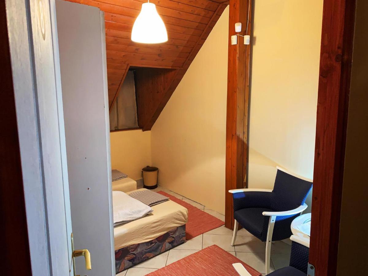 Koloska Apartmanhaz Balatonfured Ngoại thất bức ảnh