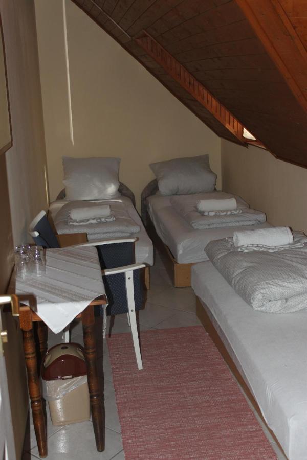 Koloska Apartmanhaz Balatonfured Ngoại thất bức ảnh